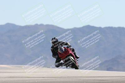 media/Oct-13-2025-Moto Forza (Mon) [[a66d839500]]/3-B Group/Session 4 (Turn 9)/